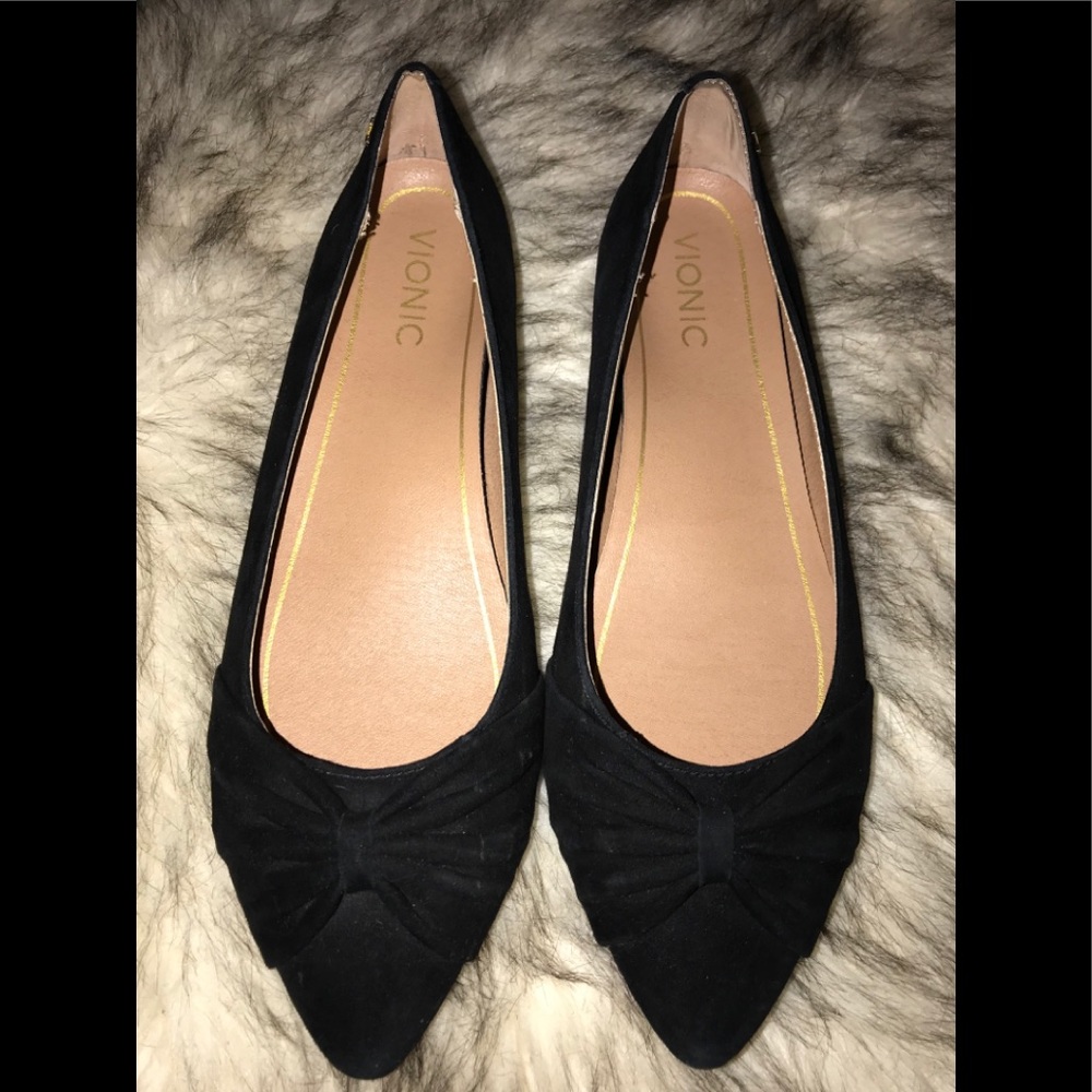 Vionic flats